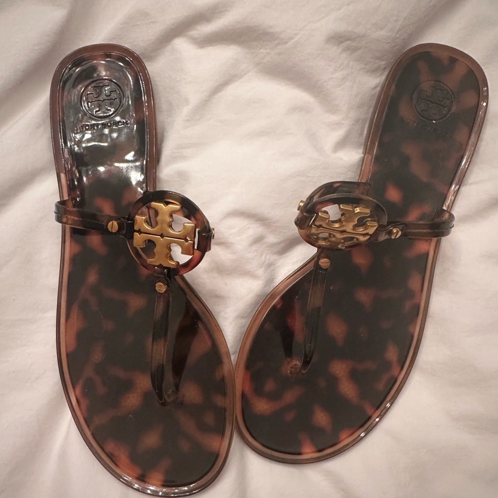 Tory Burch Lightly Worn Tortoiseshell Jelly Sandals with T-strap Design SZ10